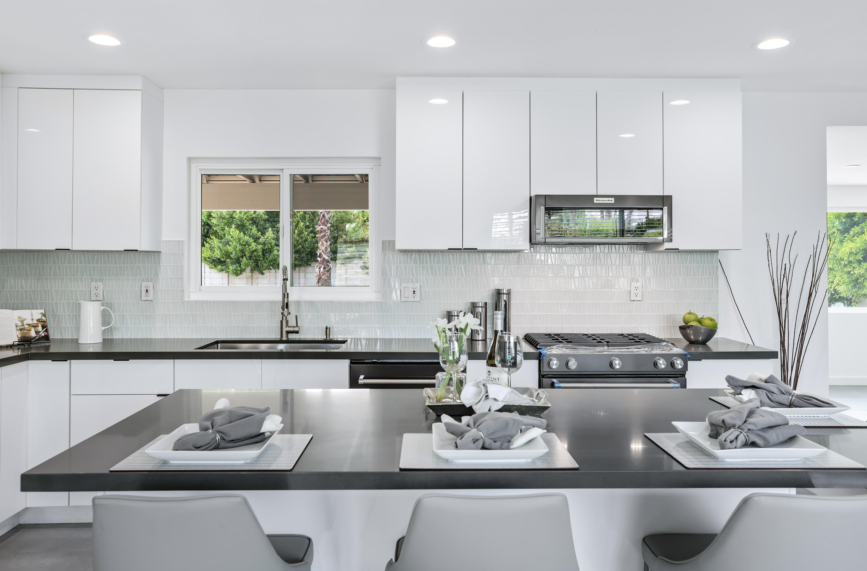 70191 Chappel Road Rancho Mirage, CA 92270 - Photo 5 of 21 Kitchen