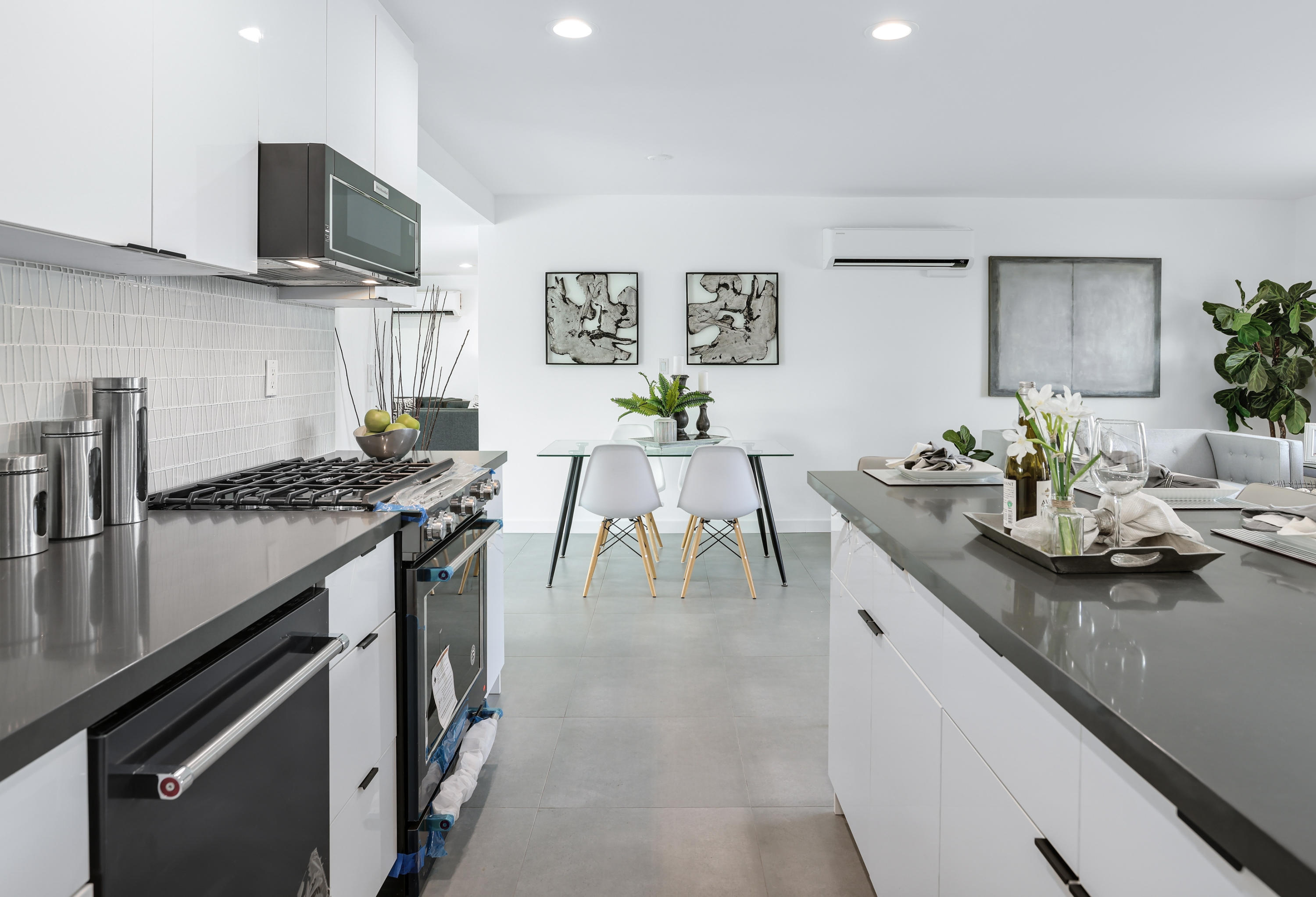 70191 Chappel Road Rancho Mirage, CA 92270 - Photo 8 of 21 Kitchen