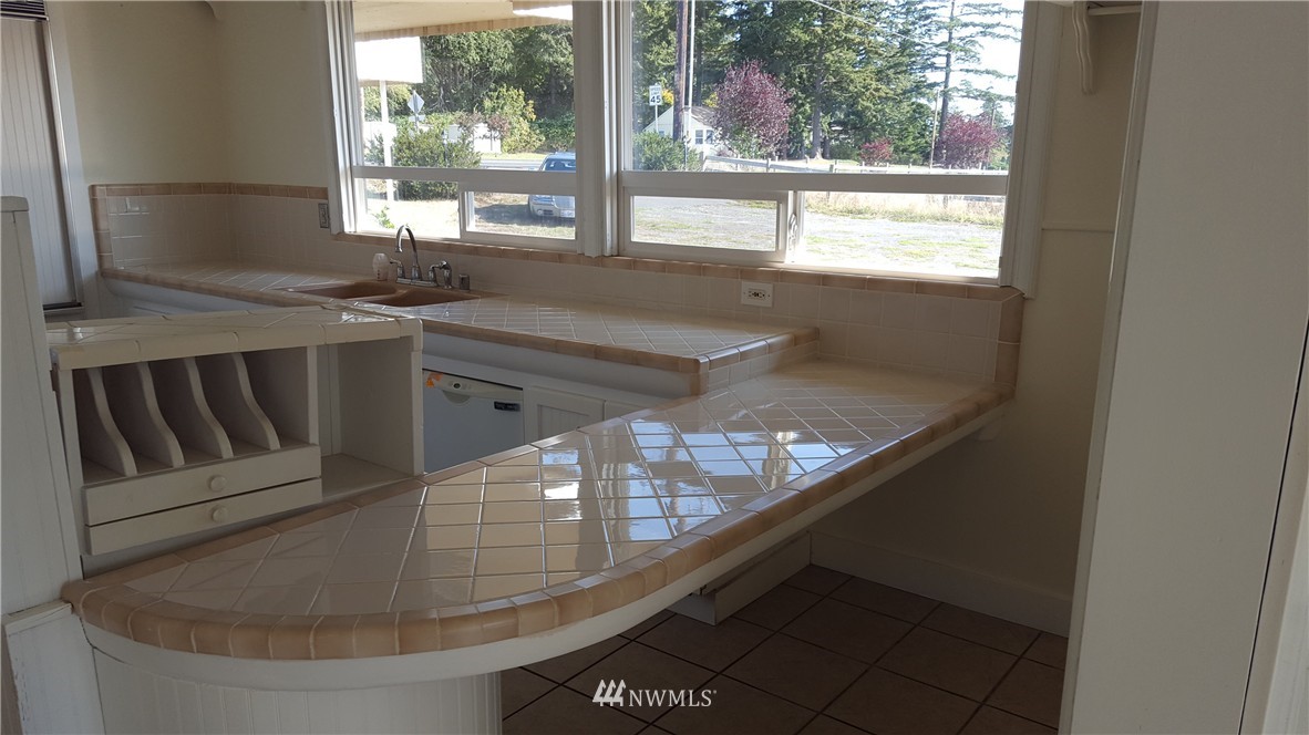2839 Taylor Road Oak Harbor, WA 98277 - Photo 11 of 21 Gallery Image 11