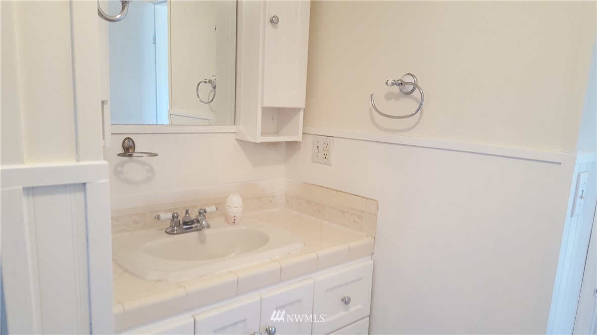 2839 Taylor Road Oak Harbor, WA 98277 - Photo 12 of 21 Gallery Image 12