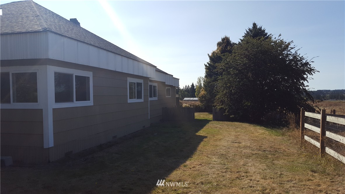 2839 Taylor Road Oak Harbor, WA 98277 - Photo 4 of 21 Gallery Image 4