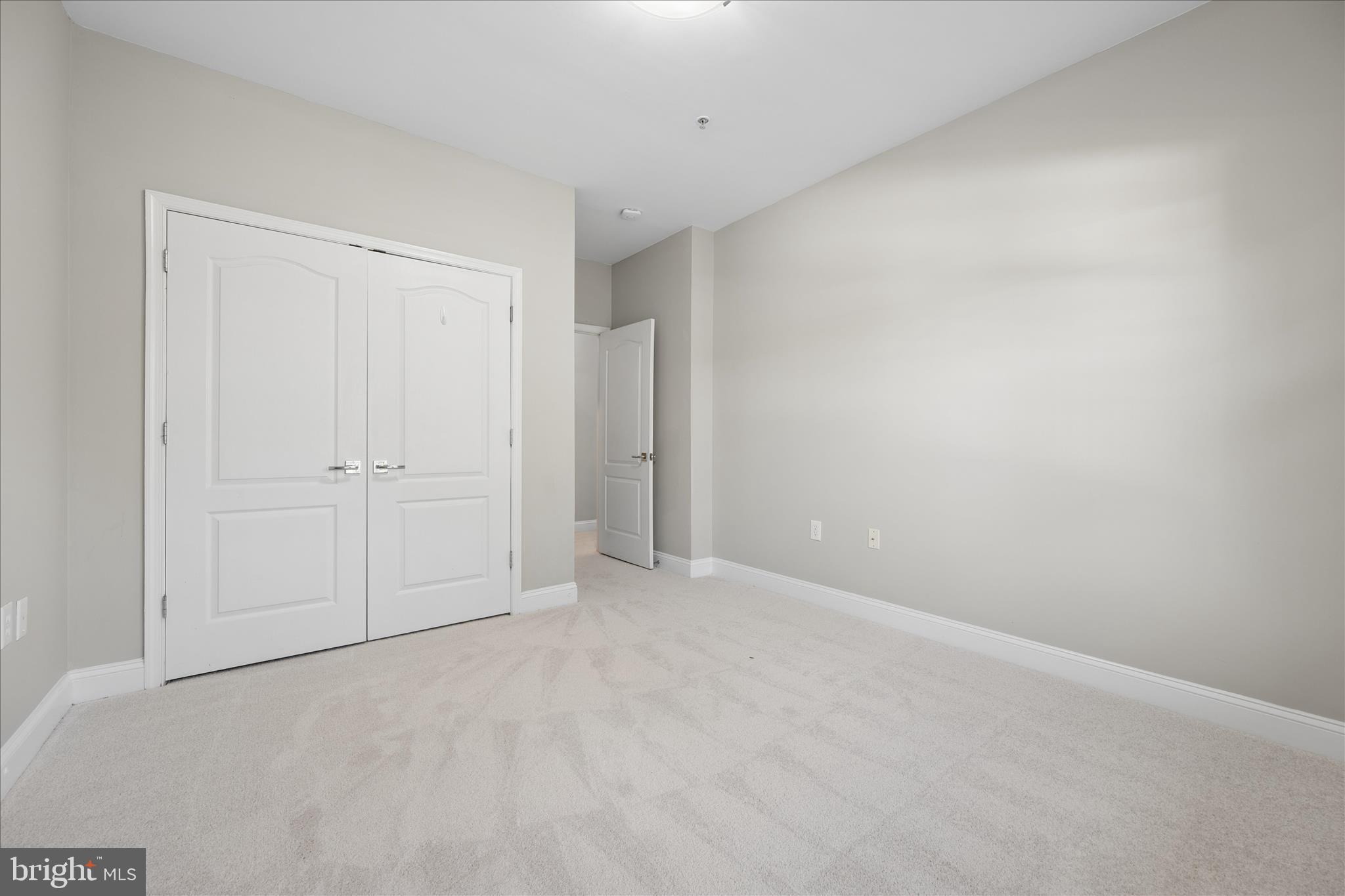 123 Bucksfield Road, Unit 123 Gaithersburg, MD 20878 - Photo 23 of 49 Bedroom 2