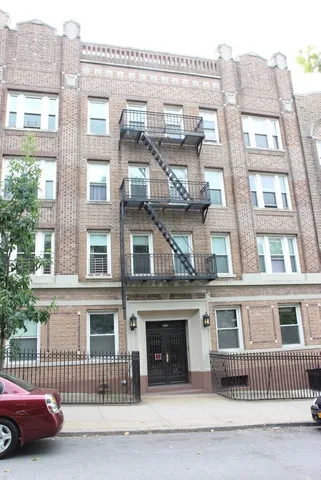 $830,000 | 574 44th Street, Unit 3C | Sunset Park