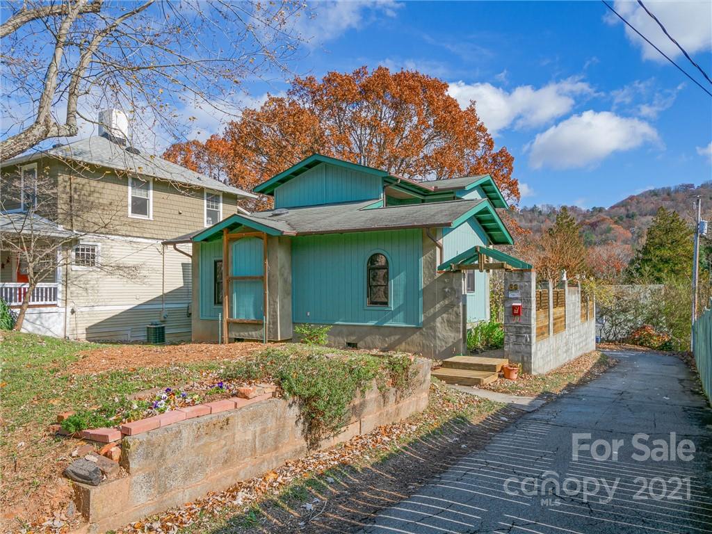 89 Washington Road Asheville, NC 28801 - Photo 1 of 33 Gallery Image 1