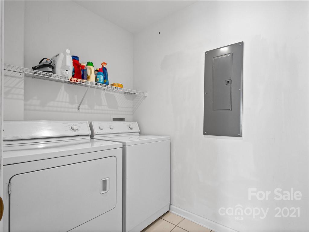 89 Washington Road Asheville, NC 28801 - Photo 18 of 33 Gallery Image 18