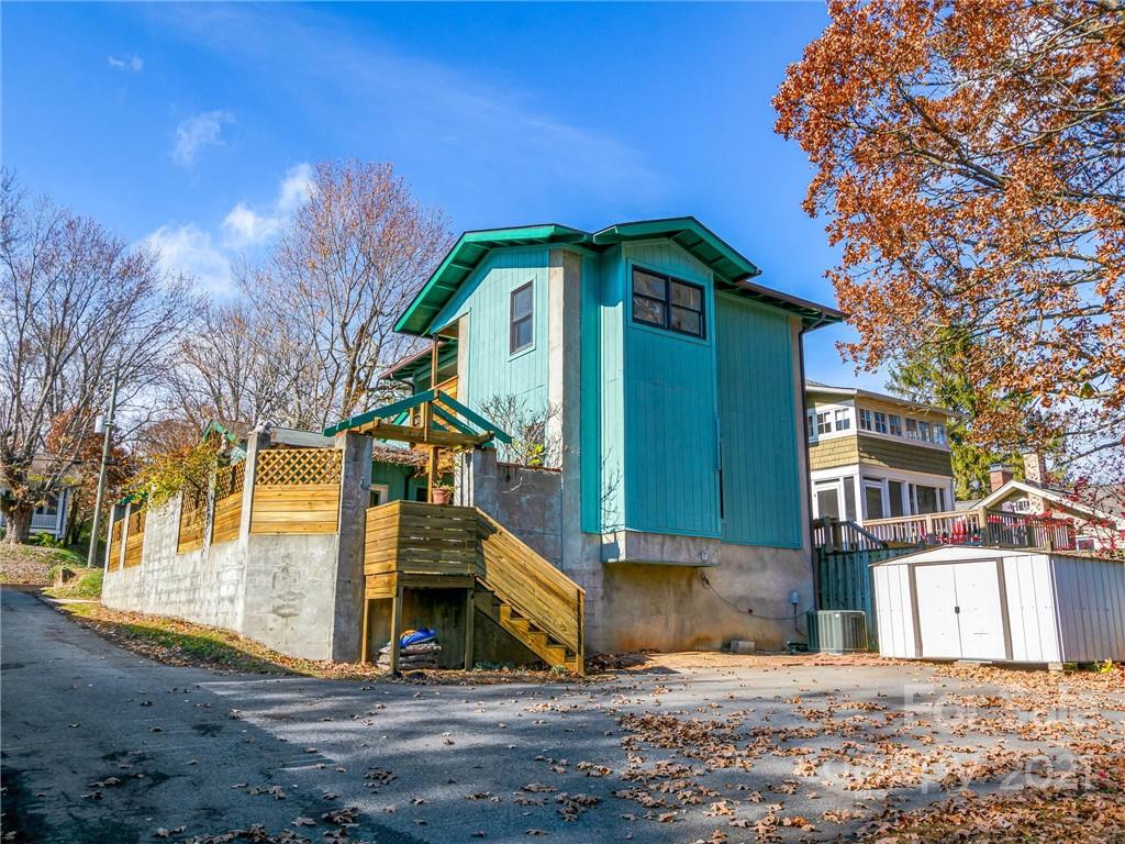 89 Washington Road Asheville, NC 28801 - Photo 24 of 33 Gallery Image 24