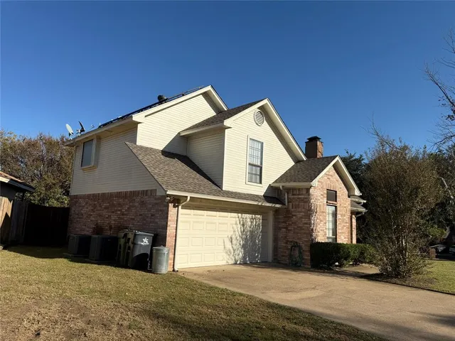 $1,995 | 5731 Sterling Green Trail, Arlington, TX 76017
