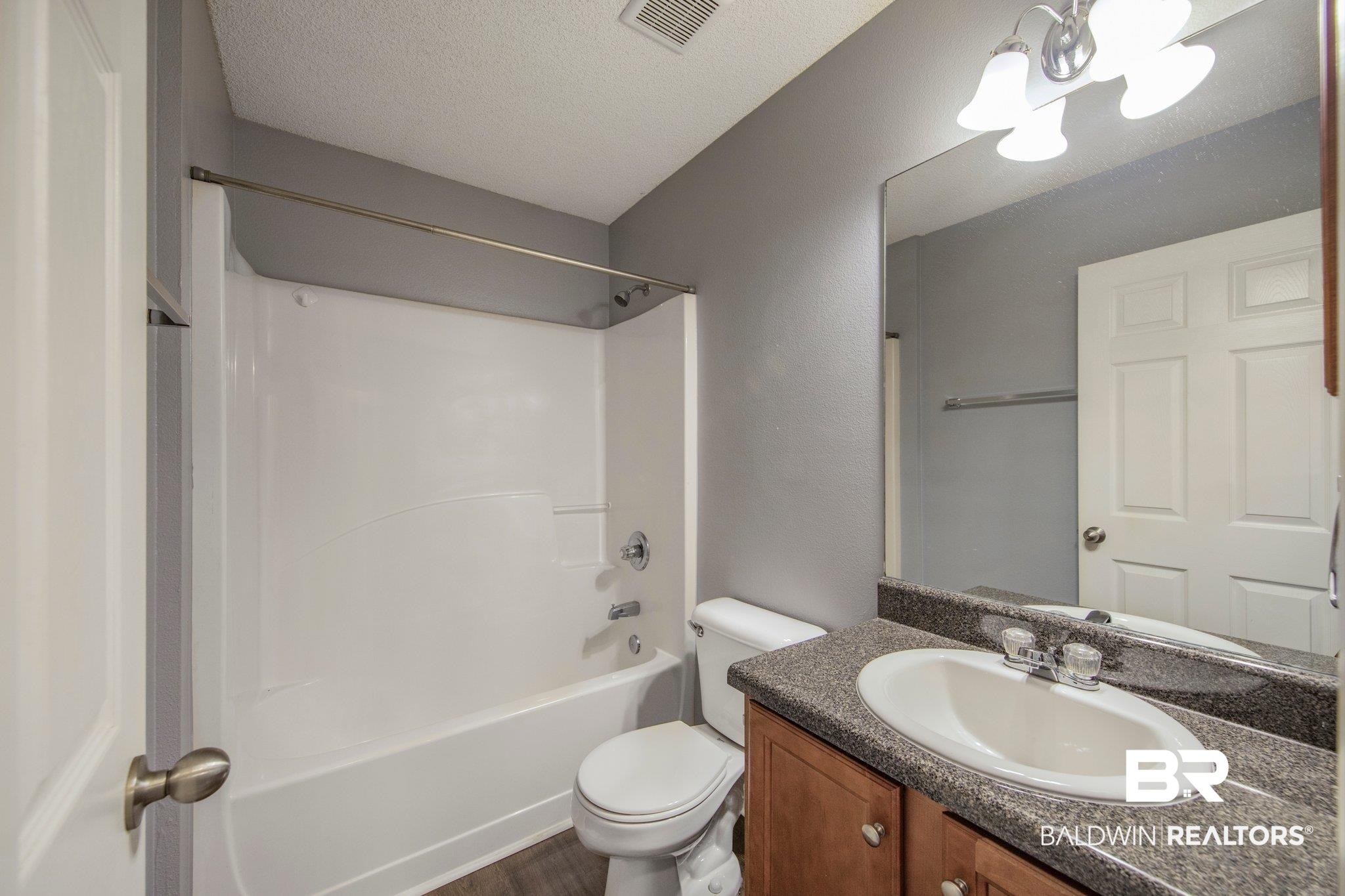 16001 Mansion Street Foley, AL 36535 - Photo 6 of 35 Bathroom 2