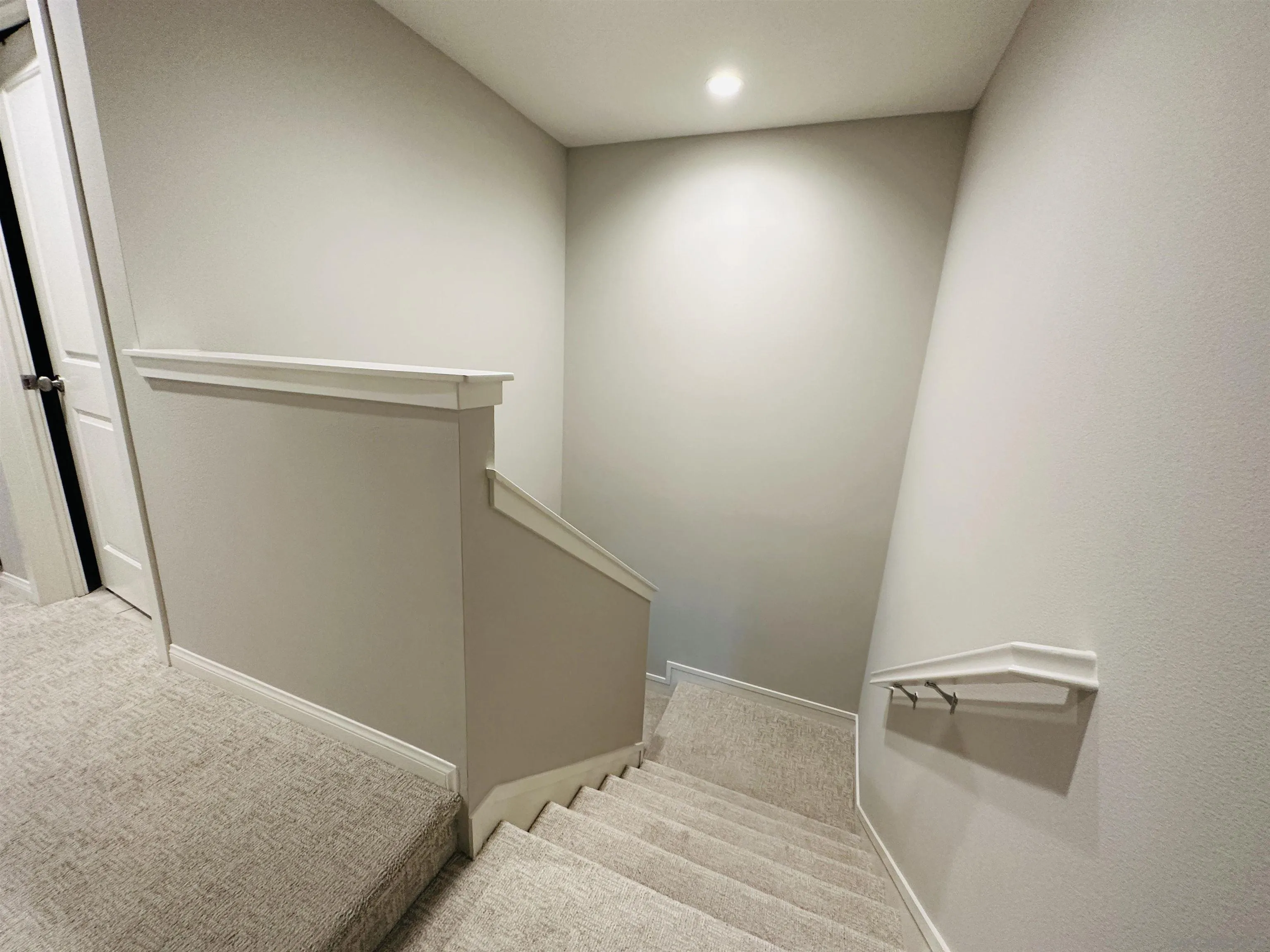 4309 Star Path Way, Unit 2 Oceanside, CA 92056 - Photo 20 of 32 a view of an empty room