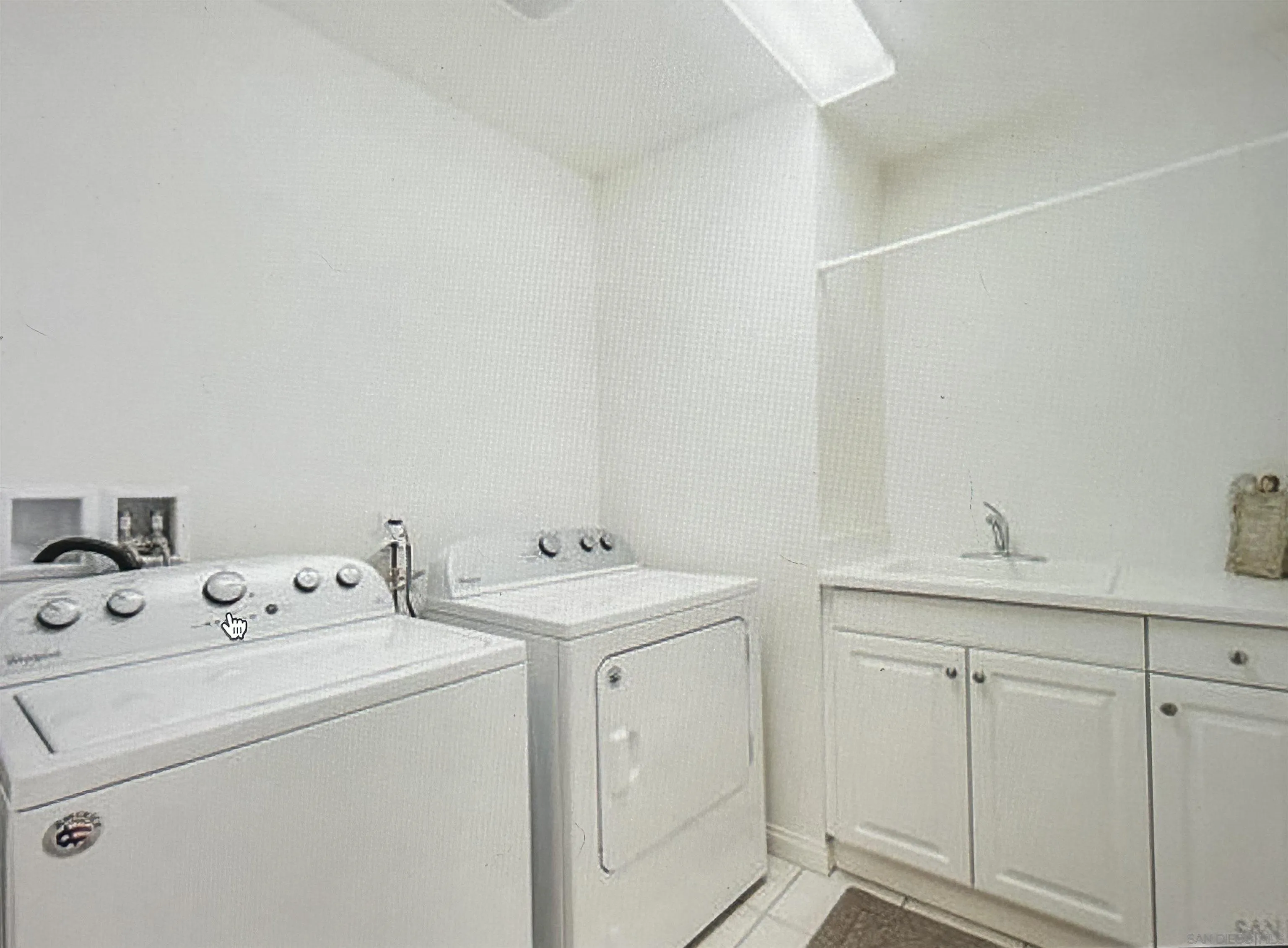 4309 Star Path Way, Unit 2 Oceanside, CA 92056 - Photo 22 of 32 a utility room with dryer and washer