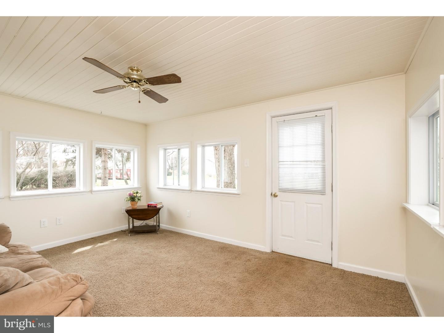 301 Vaughn Road Royersford, PA 19468 - Photo 14 of 24 Sun Room