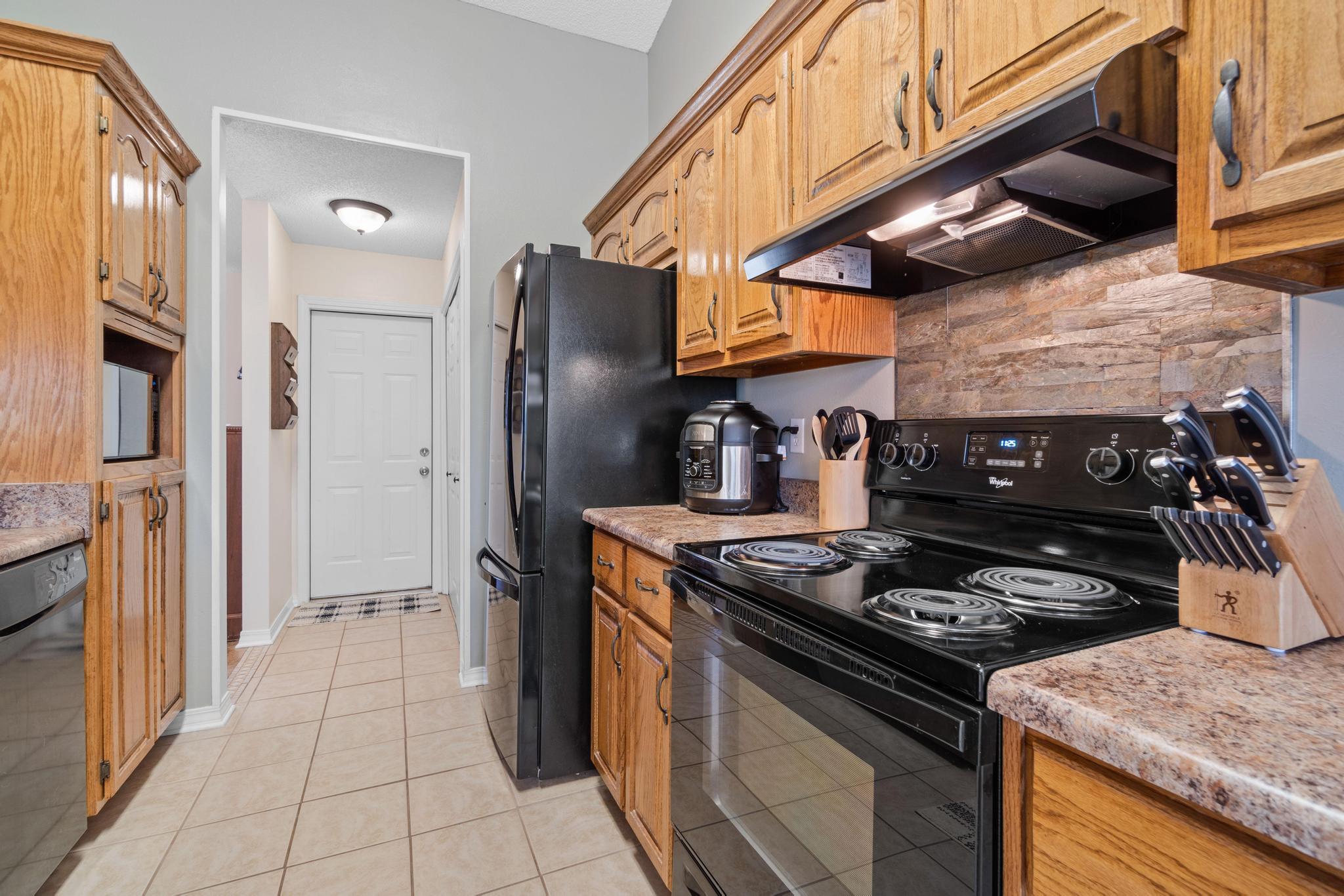 4340 Bayou Ridge Drive Pace, FL 32571 - Photo 8 of 42 Gallery Image 8
