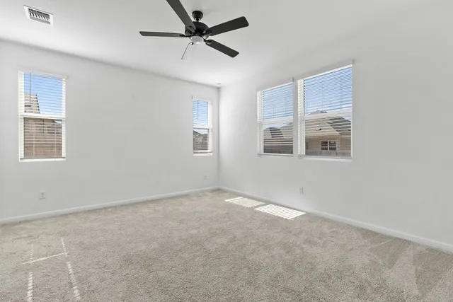 $2,050 | 612 Seabiscuit Drive, Jarrell, TX 76537