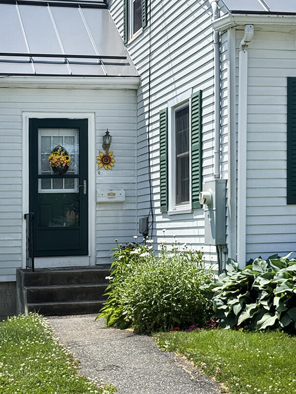 52 Mayflower Road Augusta, ME 04330 - Photo 3 of 32 3