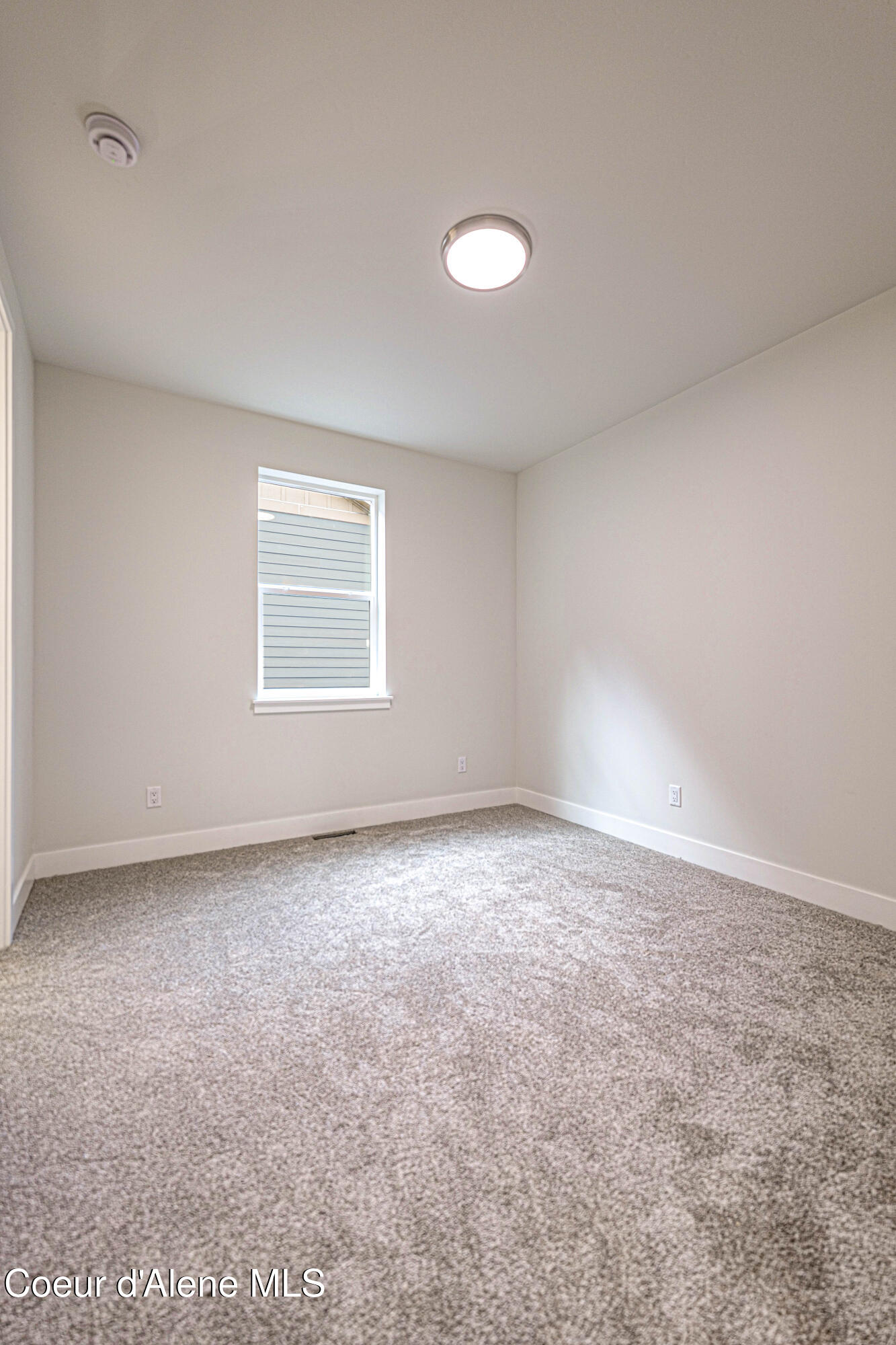 877 Main Street Wardner, ID 83837 - Photo 12 of 27 877 M-16