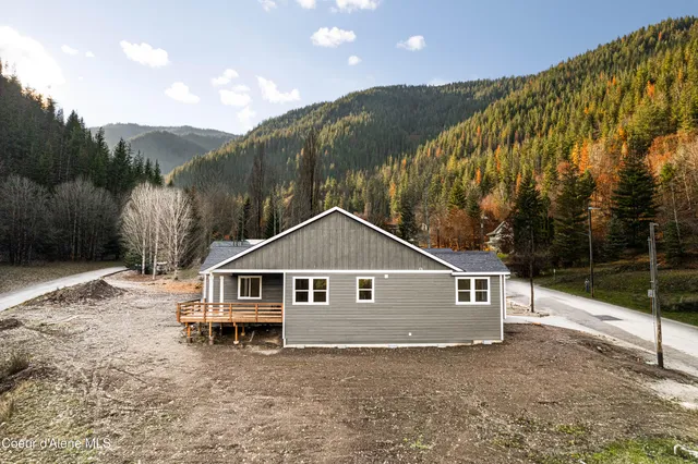 $549,000 | 877 Main Street, Wardner, ID 83837