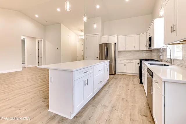 $549,000 | 877 Main Street, Wardner, ID 83837