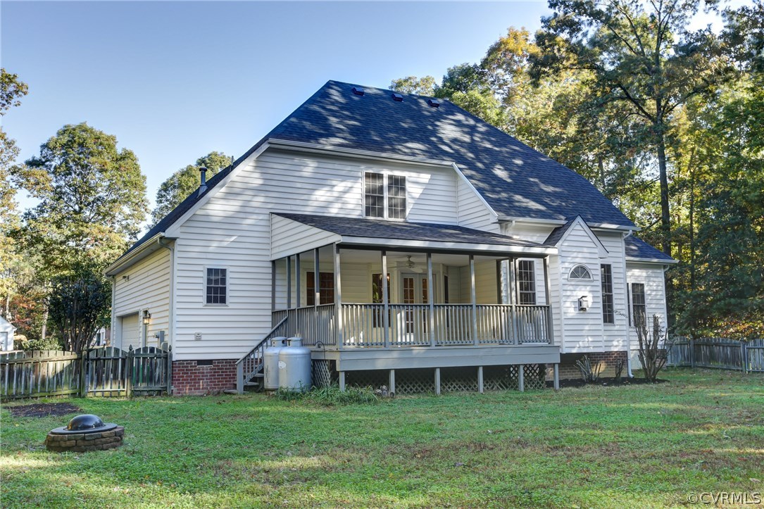 13413 Carters Valley Road Chesterfield, VA 23838 - Photo 23 of 25 a front view of a house with a yard