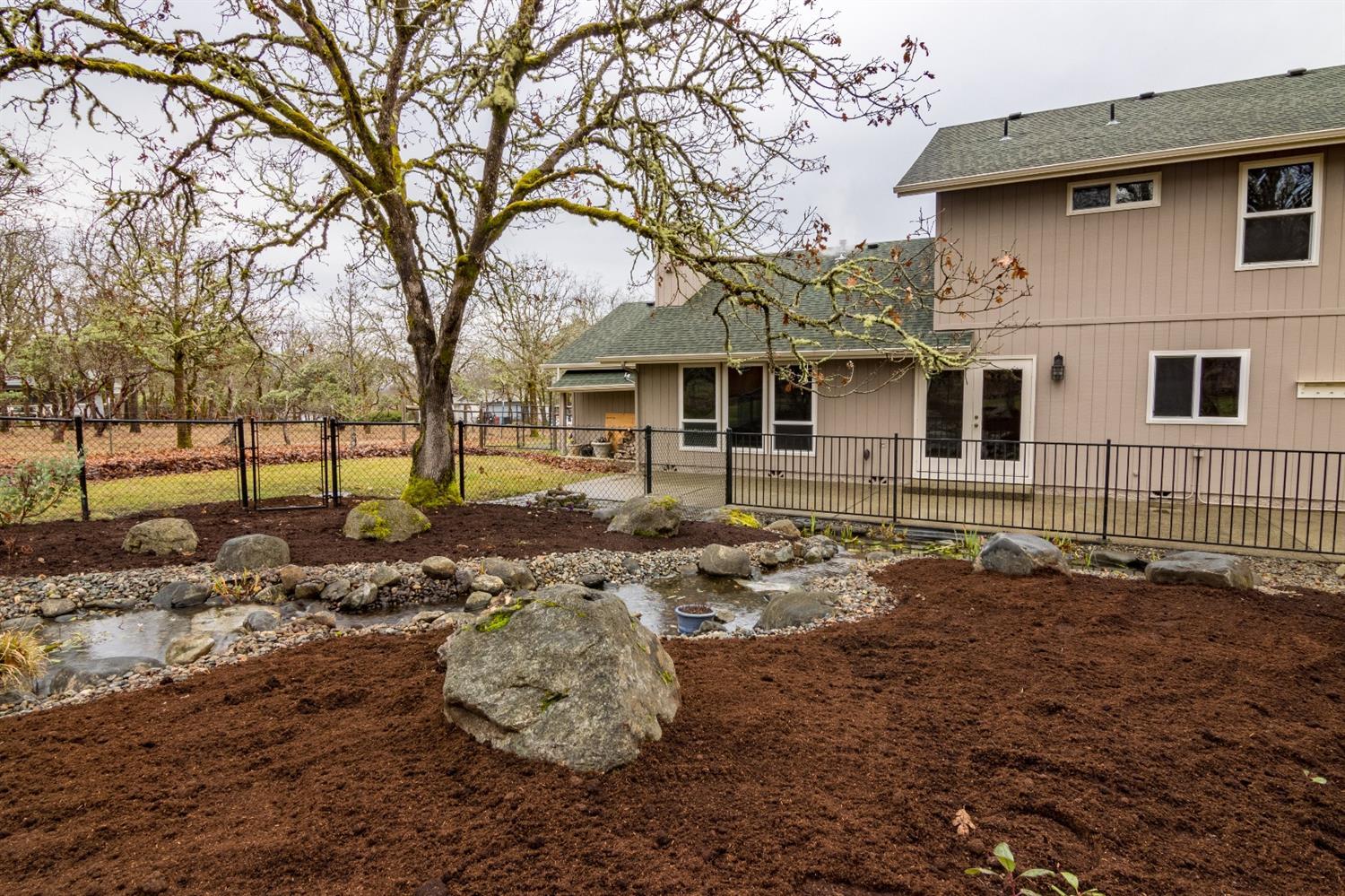 286 Castle Creek Road Grants Pass, OR 97526 - Photo 27 of 34 Additional Photo