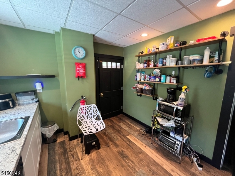 67 Ford Road Denville, NJ 07866 - Photo 11 of 33 Gallery Image 11