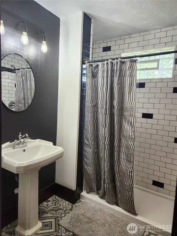 $319,995 | 202 East 3rd Avenue, Ritzville, WA 99169