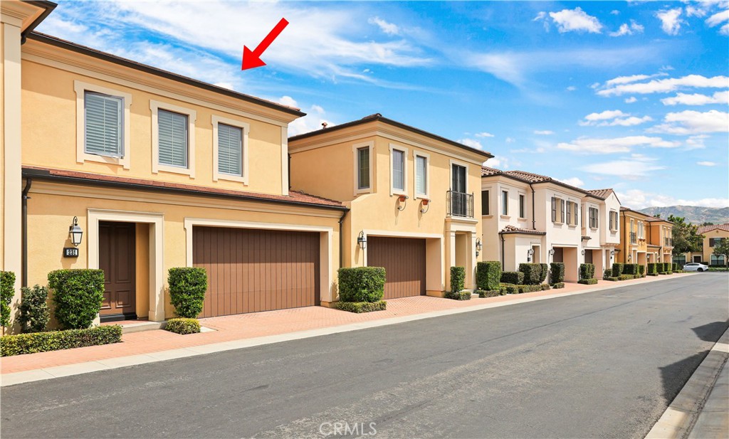 231 Rodeo Irvine, CA 92602 - Photo 4 of 48 Gallery Image 4