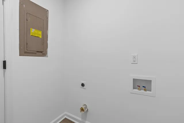 $315,000 | 121 State Rd S-8-923, Moncks Corner, SC 29461