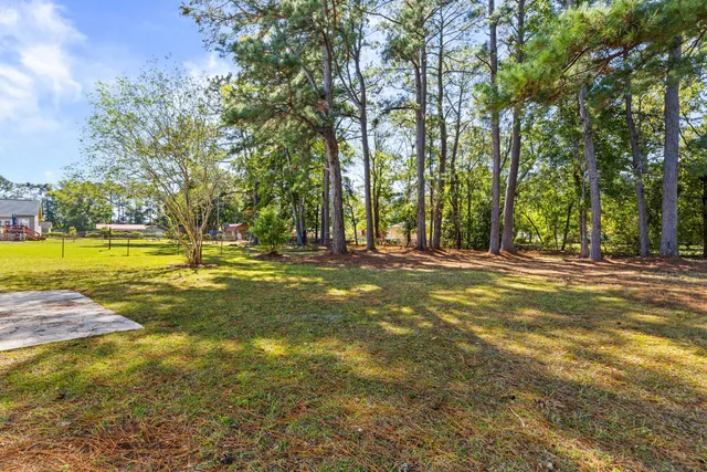 $315,000 | 121 State Rd S-8-923, Moncks Corner, SC 29461