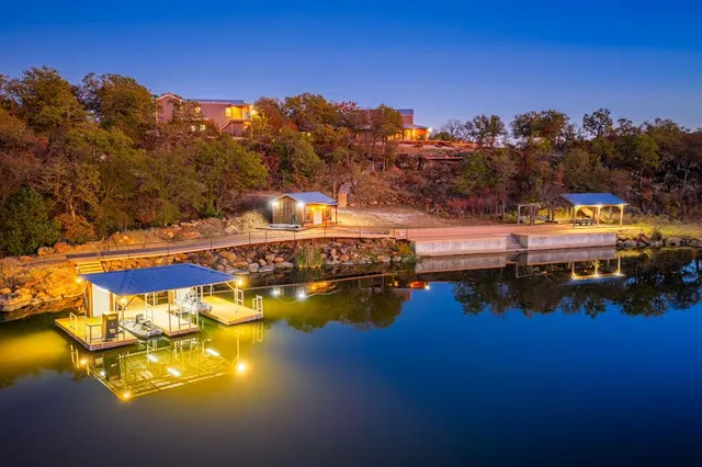 $8,495,000 | 770 Sand Lane, Santo, TX 76472