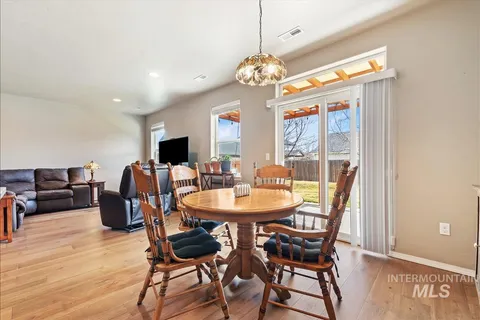 $429,900 | 6308 South Kelso Way, Boise, ID 83709