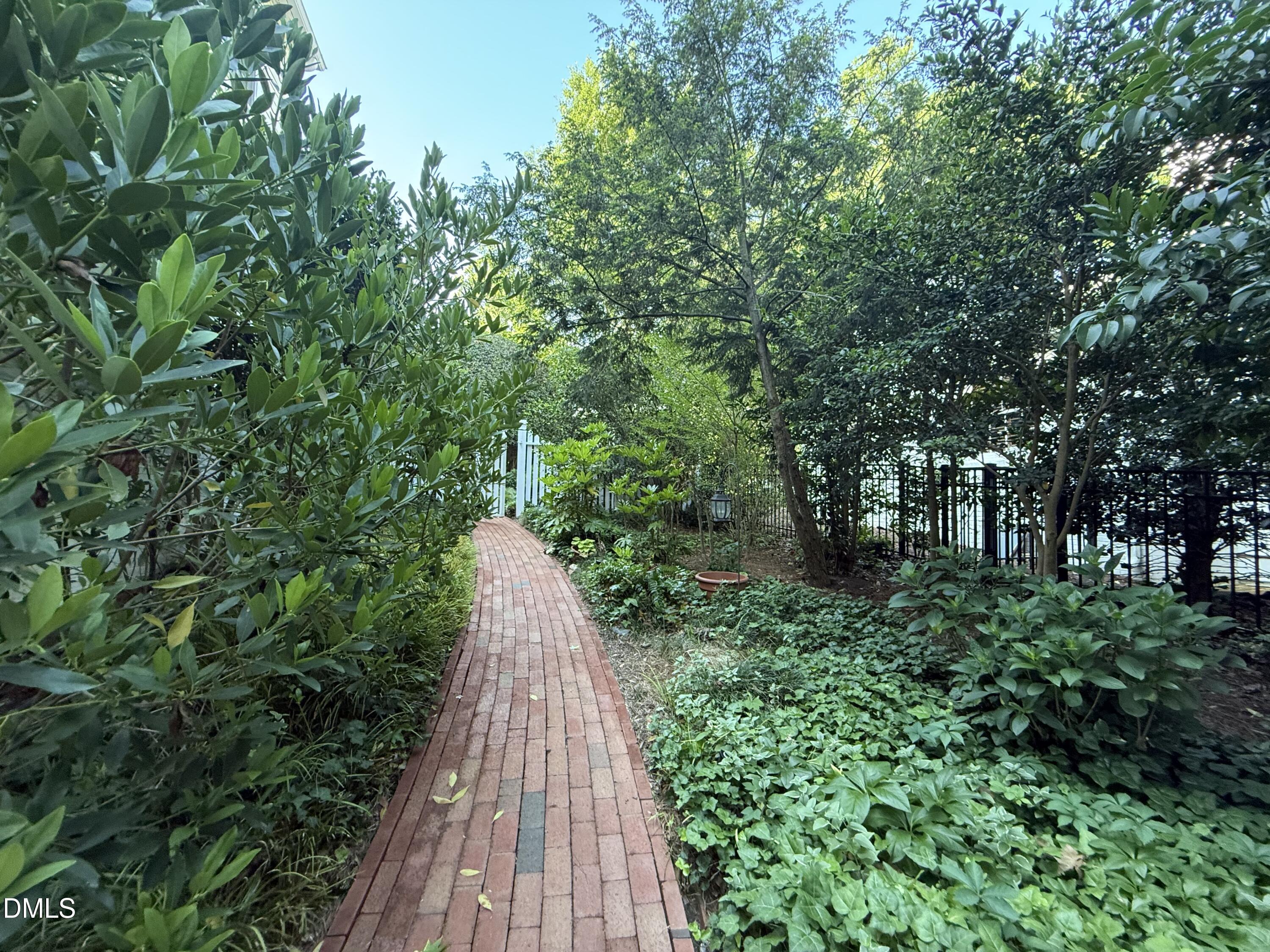 2626 Dover Road Raleigh, NC 27608 - Photo 46 of 48