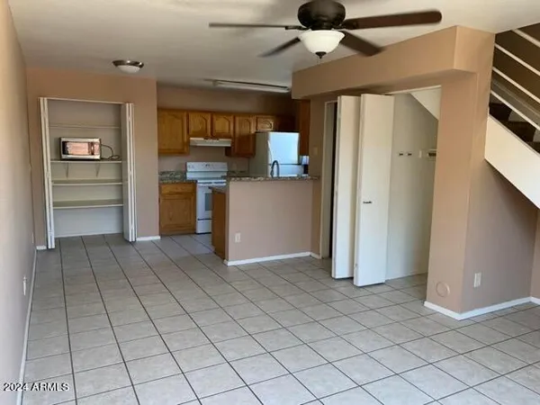 $1,550 | 2301 East University Drive, Unit 333, Mesa, AZ 85213