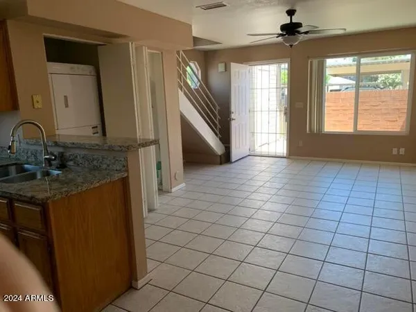 $1,550 | 2301 East University Drive, Unit 333, Mesa, AZ 85213
