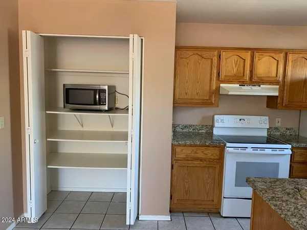 $1,550 | 2301 East University Drive, Unit 333, Mesa, AZ 85213
