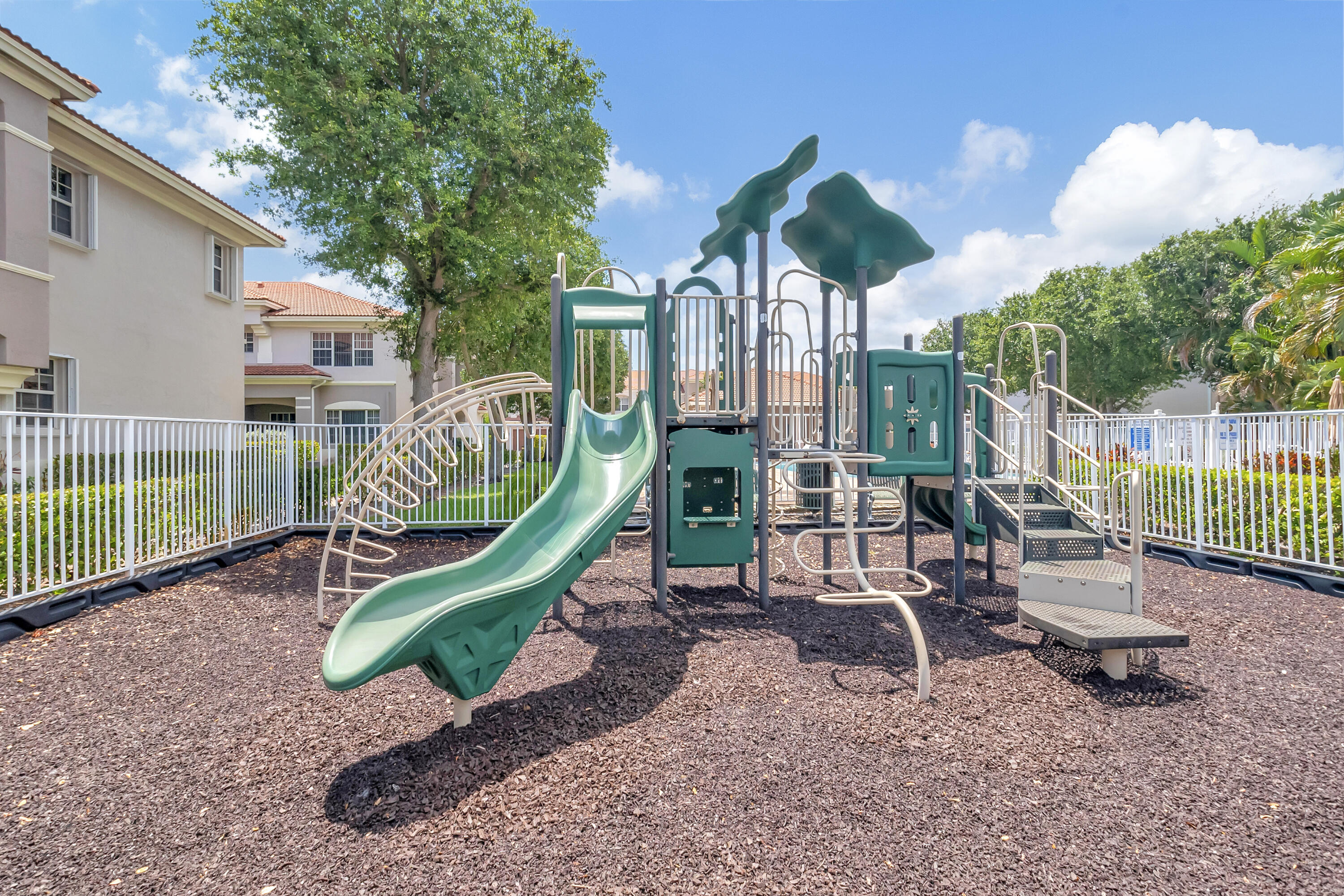 51 Lancaster Road Boynton Beach, FL 33426 - Photo 60 of 61 DSC_2116