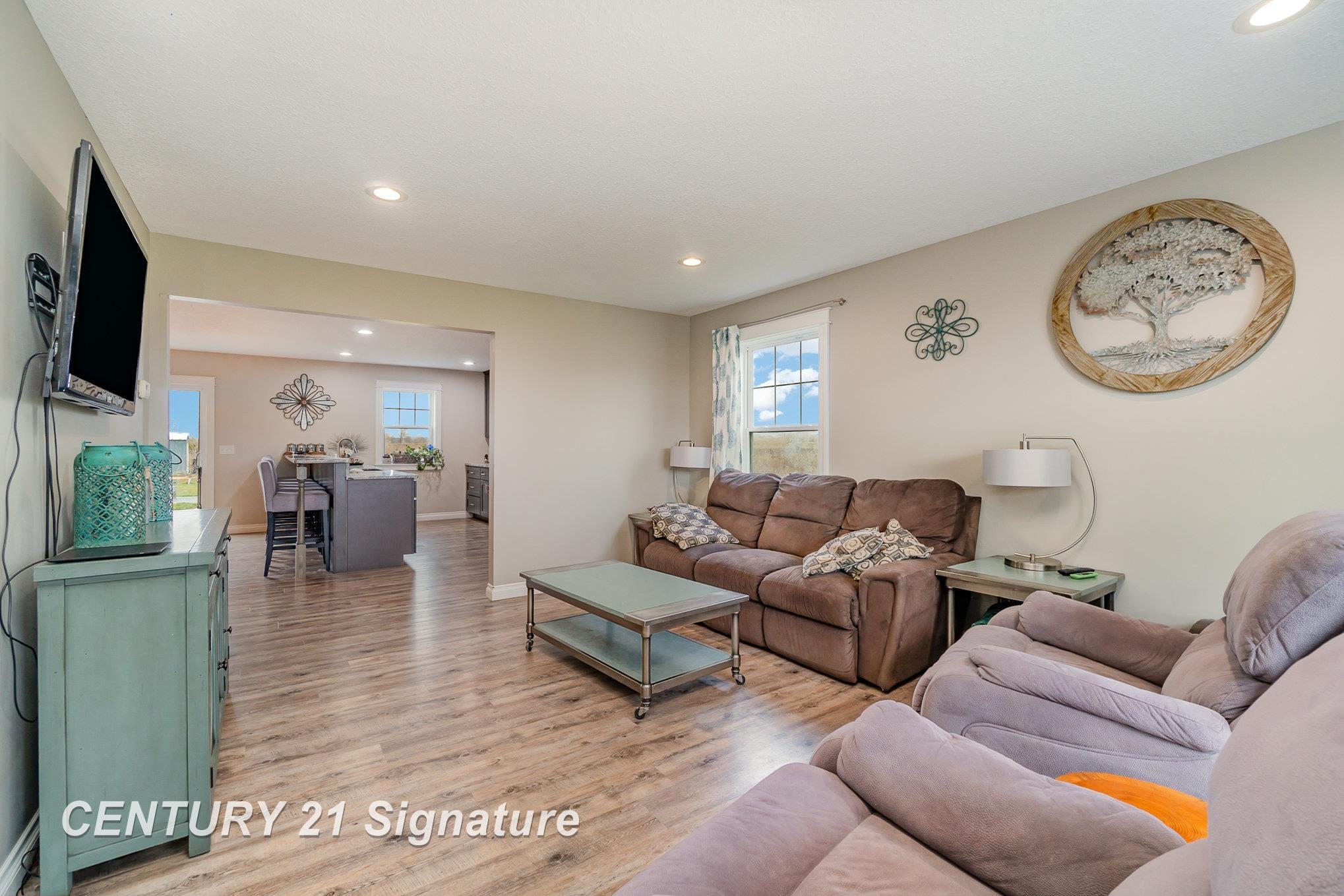 10846 Sarle Road Freeland, MI 48623 - Photo 18 of 38