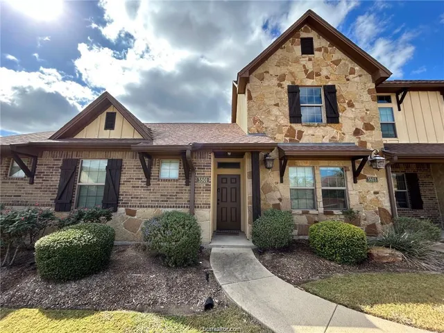 $2,095 | 3501 General Parkway, College Station, TX 77845