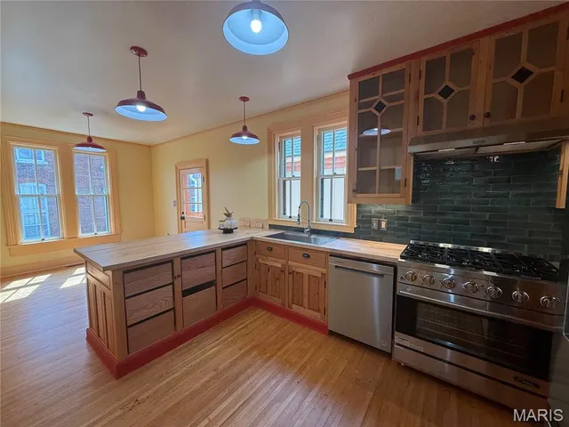 $470,000 | 221 North 6th, Hannibal, MO 63401