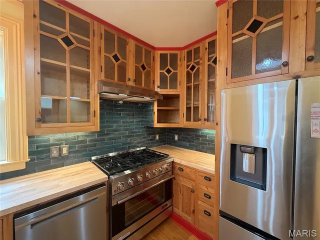 $470,000 | 221 North 6th, Hannibal, MO 63401