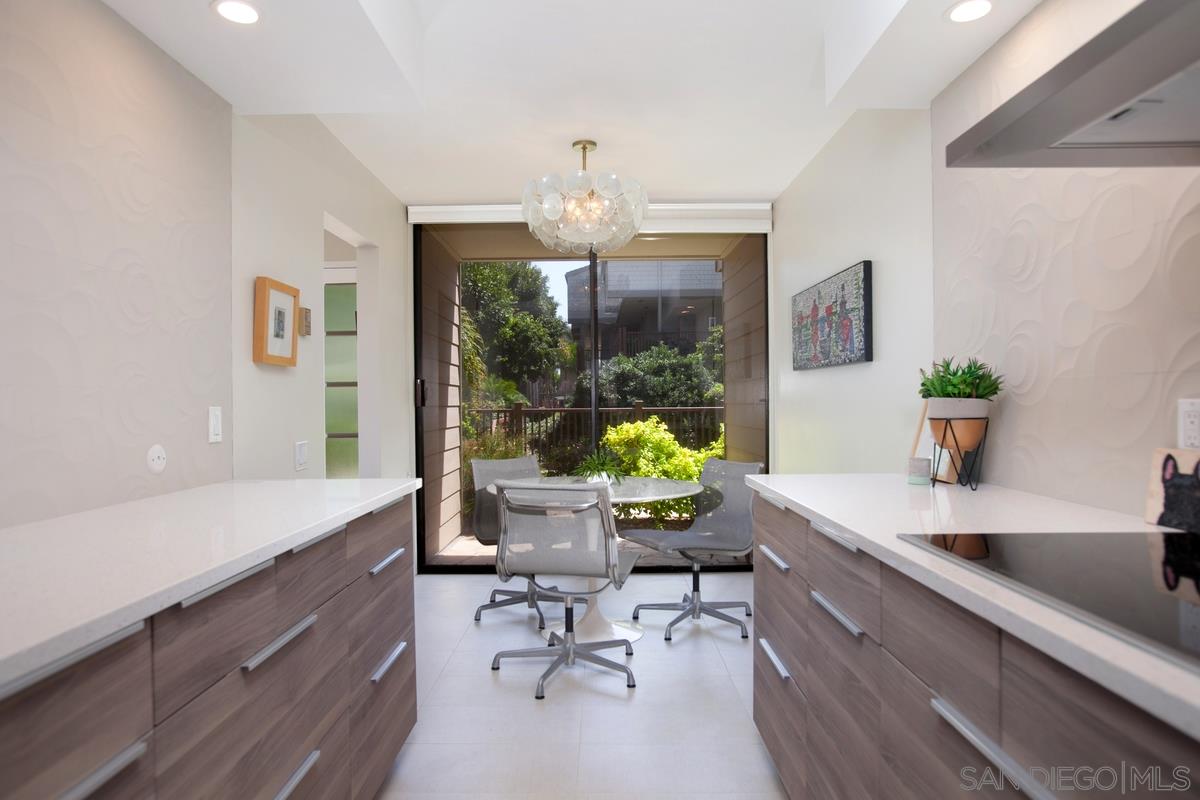 321 West I Street Encinitas, CA 92024 - Photo 5 of 18