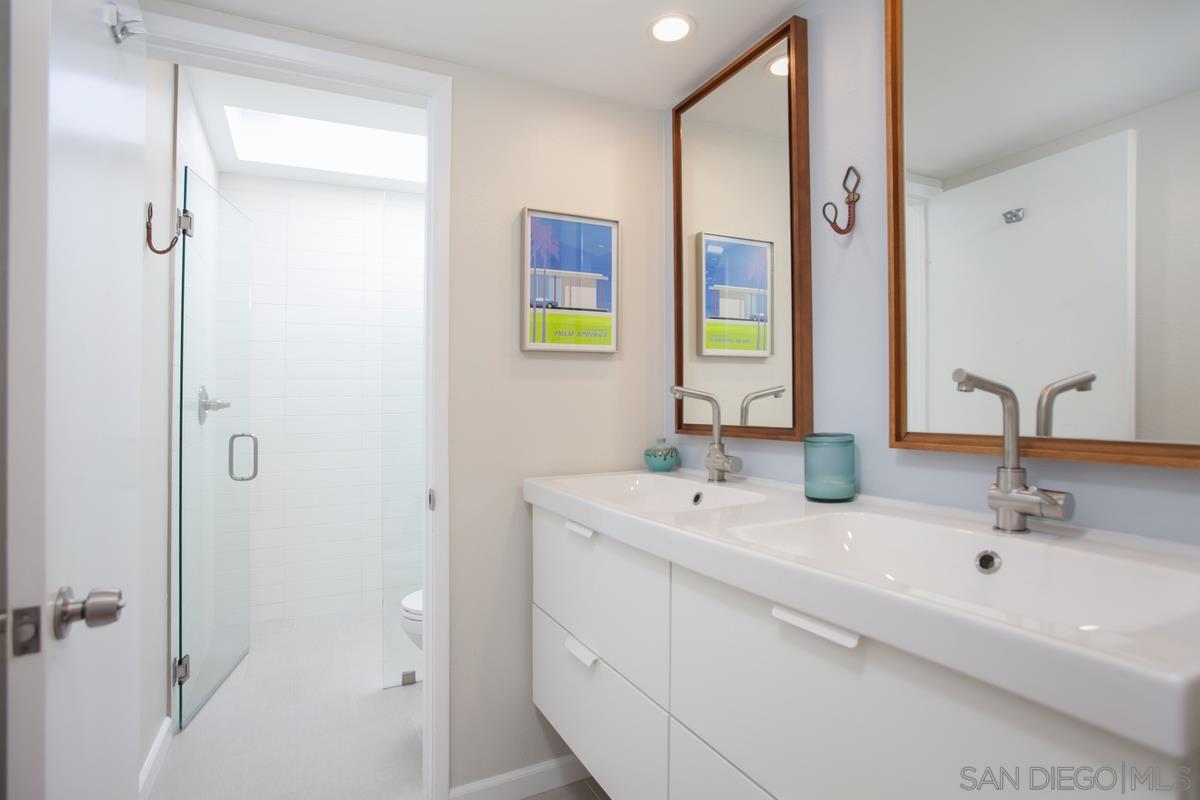 321 West I Street Encinitas, CA 92024 - Photo 9 of 18