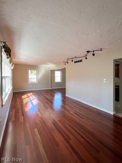 20301 Shelburne Road, Unit 8B Shaker Heights, OH 44118 - Photo 10 of 34