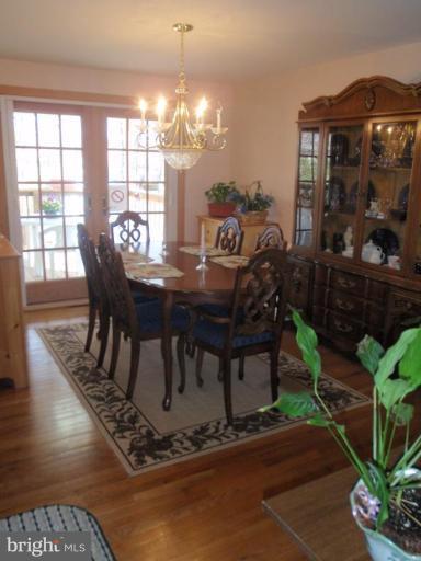 405 Bathurst Road Catonsville, MD 21228 - Photo 10 of 17 Dining Room