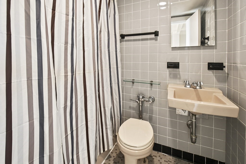 34 Kinross Road, Unit 12A Boston, MA 02135 - Photo 20 of 27 Gallery Image 20