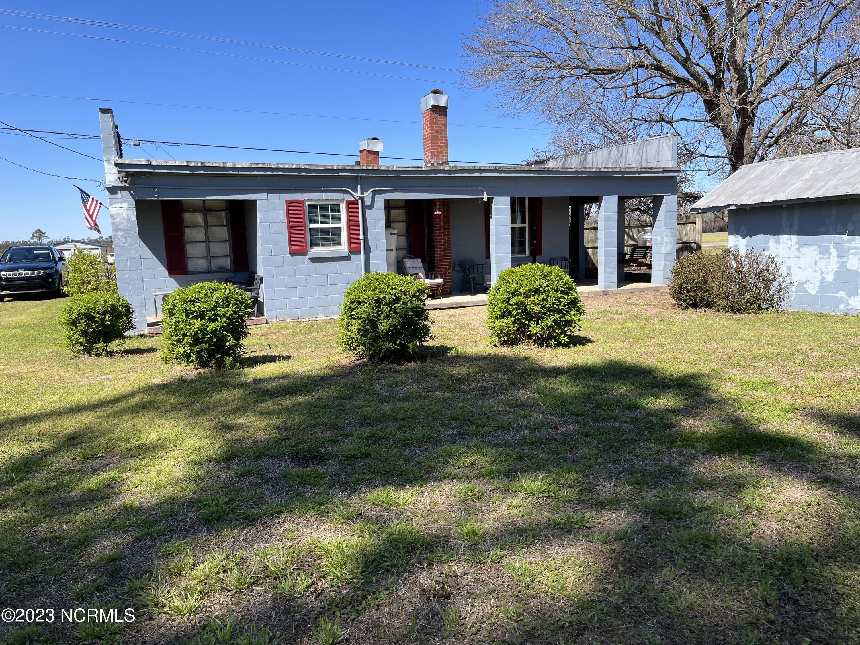 1322 Highway 64 Rutherfordton, NC 28139 - Photo 4 of 25 IMG_2889