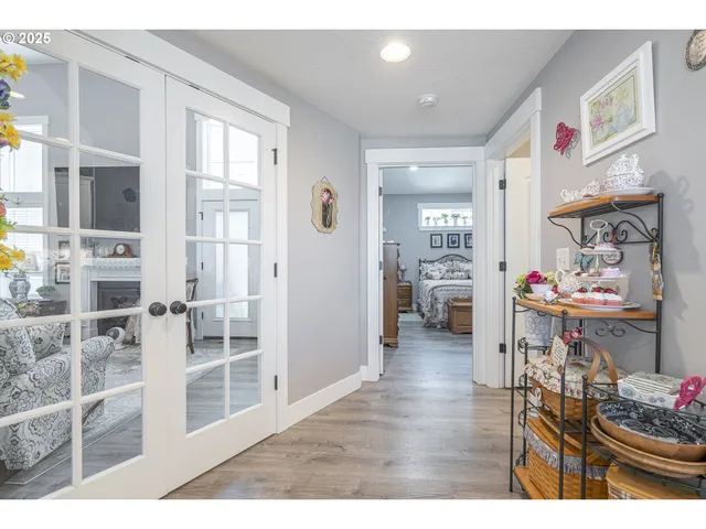 $555,000 | 1002 Chestnut Street, Independence, OR 97351