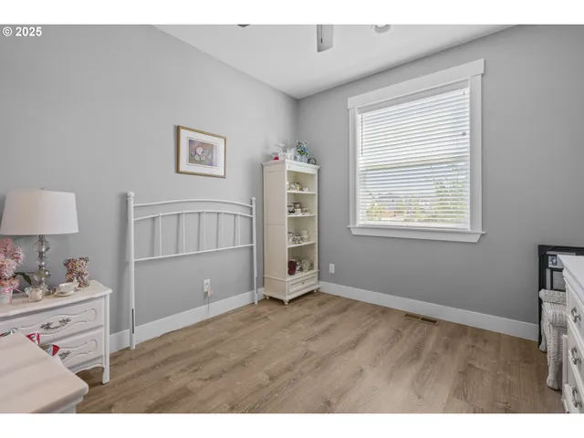 $555,000 | 1002 Chestnut Street, Independence, OR 97351