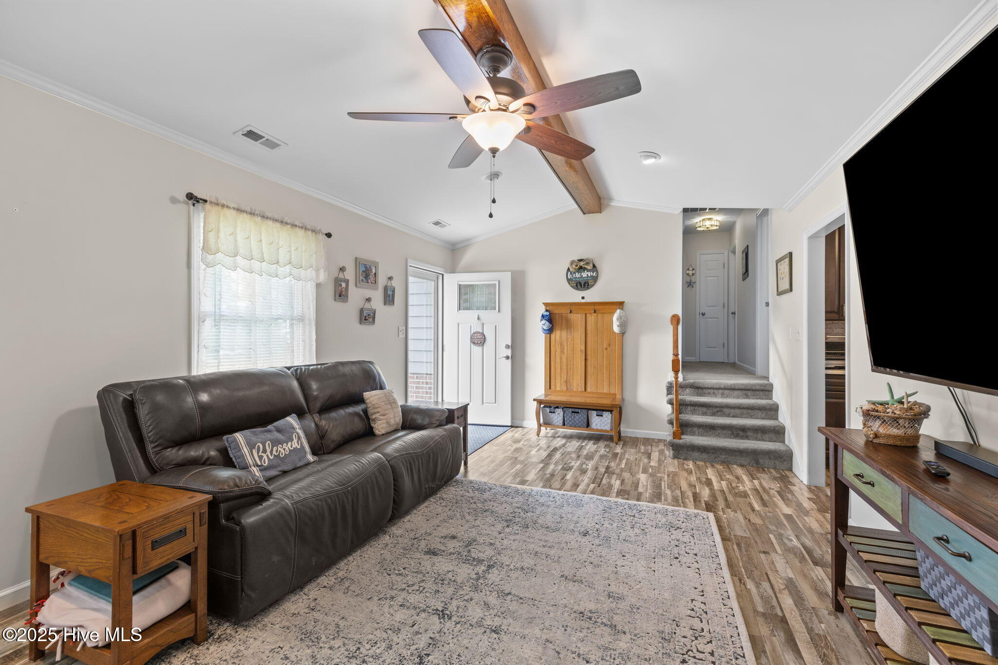 1815 Paulette Road Morehead City, NC 28557 - Photo 20 of 54 Living Room