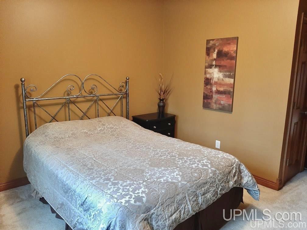 58 Tipperary Road Gladstone, MI 49837 - Photo 18 of 26 Gallery Image 18