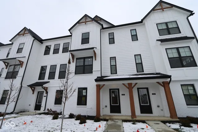 $323,990 | 4497 Yellowwood Avenue, Brownsburg, IN 46112